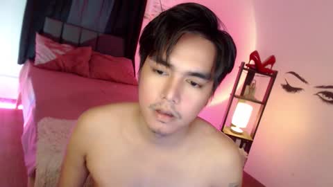 Snapshot of ultimatesexytrans chatting on 10.04.25 Alex online show from 10.04.25