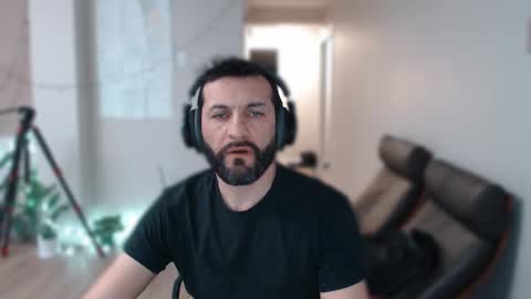 ultratoaster online show from 01.05.25