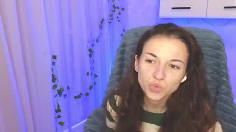 Snapshot of ulyanix chatting on 11.10.25 Ulyana online show from 11.10.25