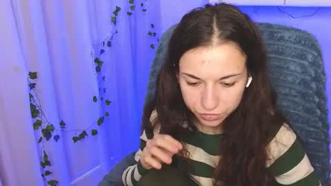 Snapshot of ulyanix chatting on 11.13.25 Ulyana online show from 11.13.25