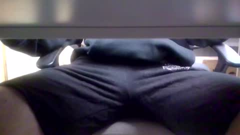 Snapshot of umgebung86 chatting on 11.18.25 Umgebung1986 online show from 11.18.25