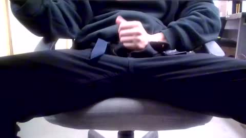 Snapshot of umgebung86 chatting on 12.15.25 Umgebung1986 online show from 12.15.25