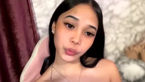 Snapshot of umi_pinay69xx chatting on 02.19.26 umi online show from 02.19.26