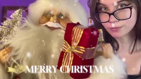 Una  online show from 12.22.24