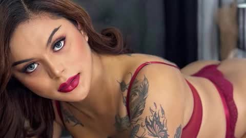 Lady tan online show from 11.22.25