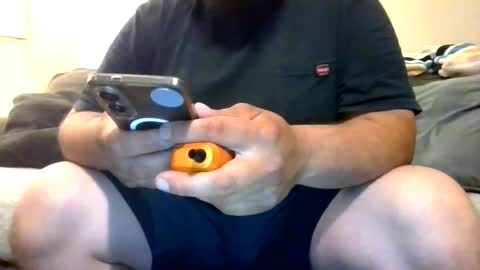 Snapshot of uncutbluecollarcock chatting on 04.12.26 Uncut Rod online show from 04.12.26