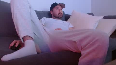 Snapshot of uncutslut69 chatting on 04.11.26 uncutslut69 online show from 04.11.26