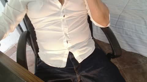 Giov online show from 11.01.25