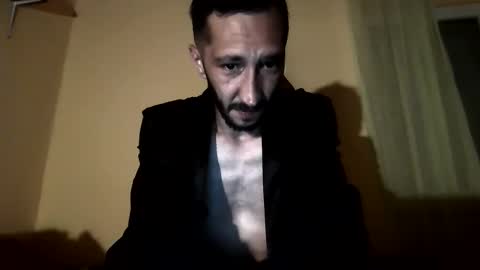 underguy19 online show from 09.18.25