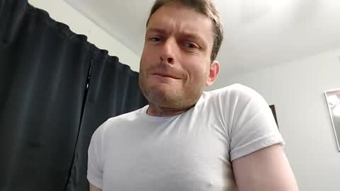 Snapshot of undress_me_ chatting on 11.10.25 undress me online show from 11.10.25