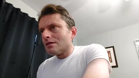 Snapshot of undress_me_ chatting on 12.02.25 undress me online show from 12.02.25