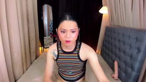 Snapshot of unforgetableasiancock chatting on 01.21.25 unforgetableasiancock online show from 01.21.25