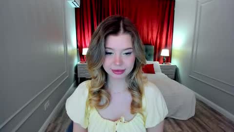 Snapshot of unforgettablalice chatting on 04.14.26 Alice online show from 04.14.26