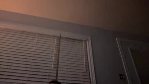 Snapshot of ungerisland chatting on 02.15.25 ungerisland online show from 02.15.25