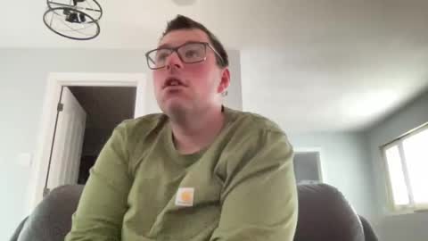 Snapshot of ungerisland chatting on 03.06.25 ungerisland online show from 03.06.25