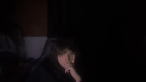 Snapshot of unholy_heat chatting on 12.01.25 Anri online show from 12.01.25