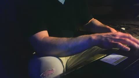 untouchableace84 online show from 04.01.26