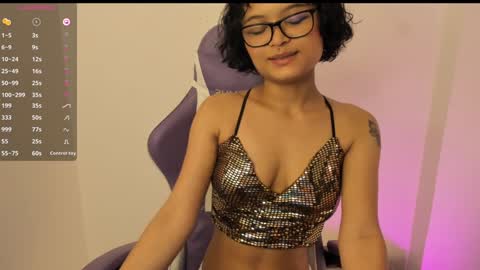 new INSTA   online show from 01.01.25