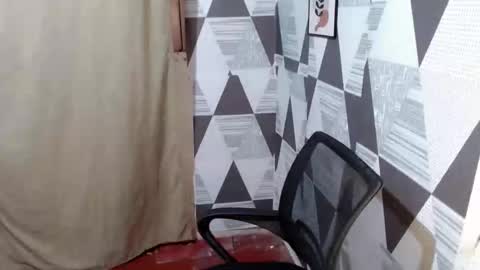 Snapshot of ur_anarosesexdoll chatting on 12.20.25 anarose online show from 12.20.25