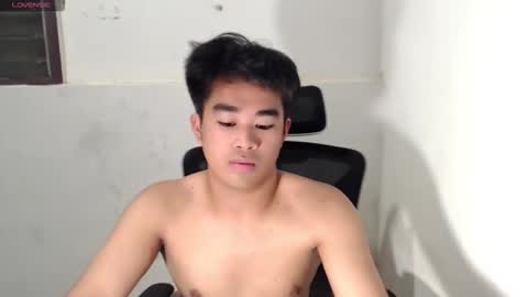 ur_asian_hardfucker online show from 05.10.26