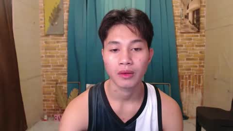 Snapshot of ur_boy_mark chatting on 10.25.25 ur_boy_mark online show from 10.25.25