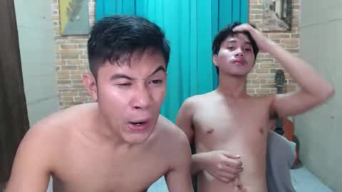 Snapshot of ur_boy_mark chatting on 11.28.25 ur_boy_mark online show from 11.28.25