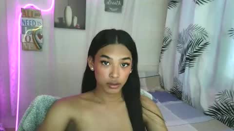 ur_dazzlingmorenaxx online show from 05.12.26