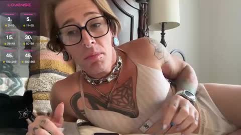 Goddess online show from 11.19.25