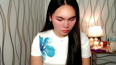 QUEENSY online show from 10.12.25