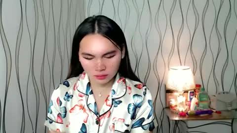 QUEENSY online show from 11.22.25