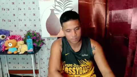 Snapshot of ur_pinoydave chatting on 01.18.25 Dave online show from 01.18.25