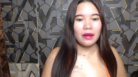 ur_prettychelsie18 online show from 06.12.26