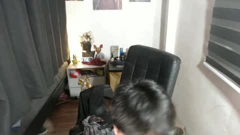 Snapshot of urasaintwink chatting on 12.17.24 Bran online show from 12.17.24