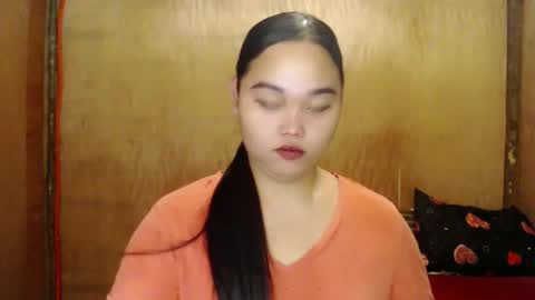 Snapshot of urasian_hotchix69 chatting on 12.13.24 Lycah online show from 12.13.24
