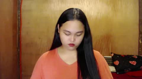 Snapshot of urasian_hotchix69 chatting on 12.30.24 Lycah online show from 12.30.24