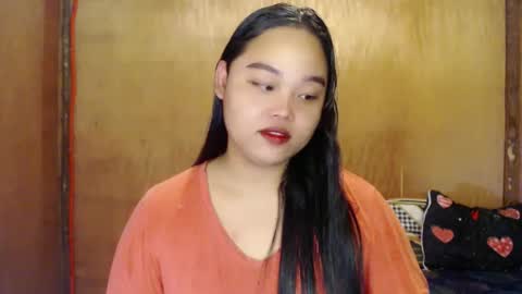 Snapshot of urasian_hotchix69 chatting on 01.06.25 Lycah online show from 01.06.25
