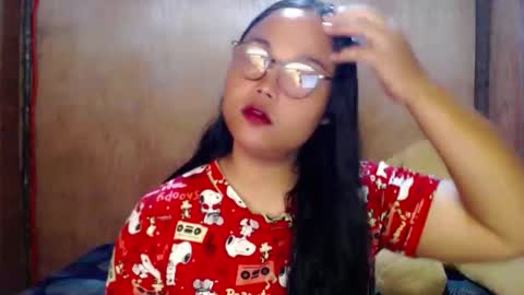 Snapshot of urasian_hotchix69 chatting on 10.01.25 Lycah online show from 10.01.25