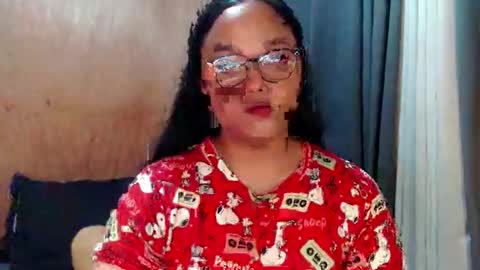 Snapshot of urasian_hotchix69 chatting on 10.06.25 Lycah online show from 10.06.25