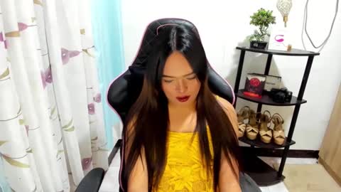 Snapshot of urasian_ivana_alawi chatting on 02.23.25 IVANA and ALEXIA online show from 02.23.25