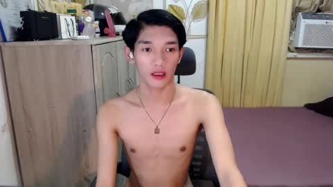 Snapshot of urasian_john20 chatting on 07.19.26 urasian_john20 online show from 07.19.26