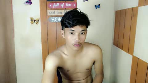 urasian_jomarie online show from 09.12.25