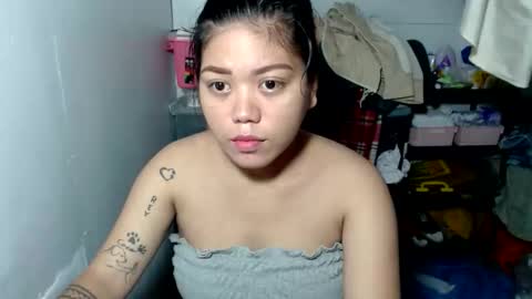 Snapshot of urasian_joy chatting on 05.25.26 urasian_joy online show from 05.25.26
