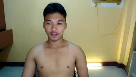 Snapshot of urasian_jpxx chatting on 03.11.26 JAMES online show from 03.11.26