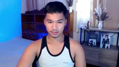 Snapshot of urasian_jpxx chatting on 04.12.26 JAMES online show from 04.12.26