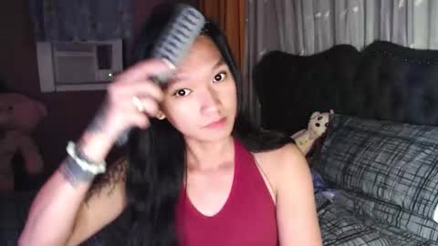 NEWRA  ALLISON online show from 01.12.26