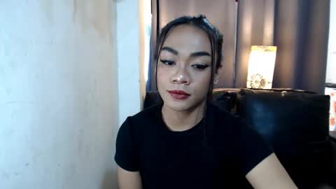 Olivia online show from 02.07.25