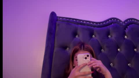 Snapshot of urasian_sweet_ria19 chatting on 01.13.25 Ria online show from 01.13.25