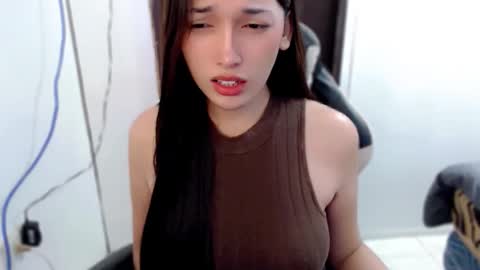 Snapshot of urasianpinaylizaxxx chatting on 12.15.25 Its me Liza online show from 12.15.25