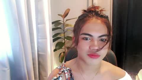 Snapshot of urbaby_anthony chatting on 06.28.26 urbaby_anthony online show from 06.28.26