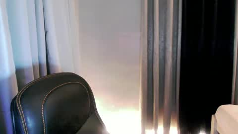 Snapshot of urbaby_anthony chatting on 07.10.26 urbaby_anthony online show from 07.10.26